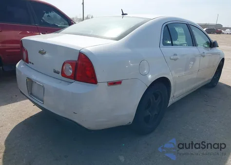 2010 Chevrolet Malibu Ls z USA, uszkodzony, nr VIN 1G1ZB5EB0AF222912